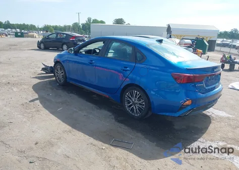 2022 Kia Forte Gt-Line z USA, uszkodzony, nr VIN 3KPF54AD7NE442356